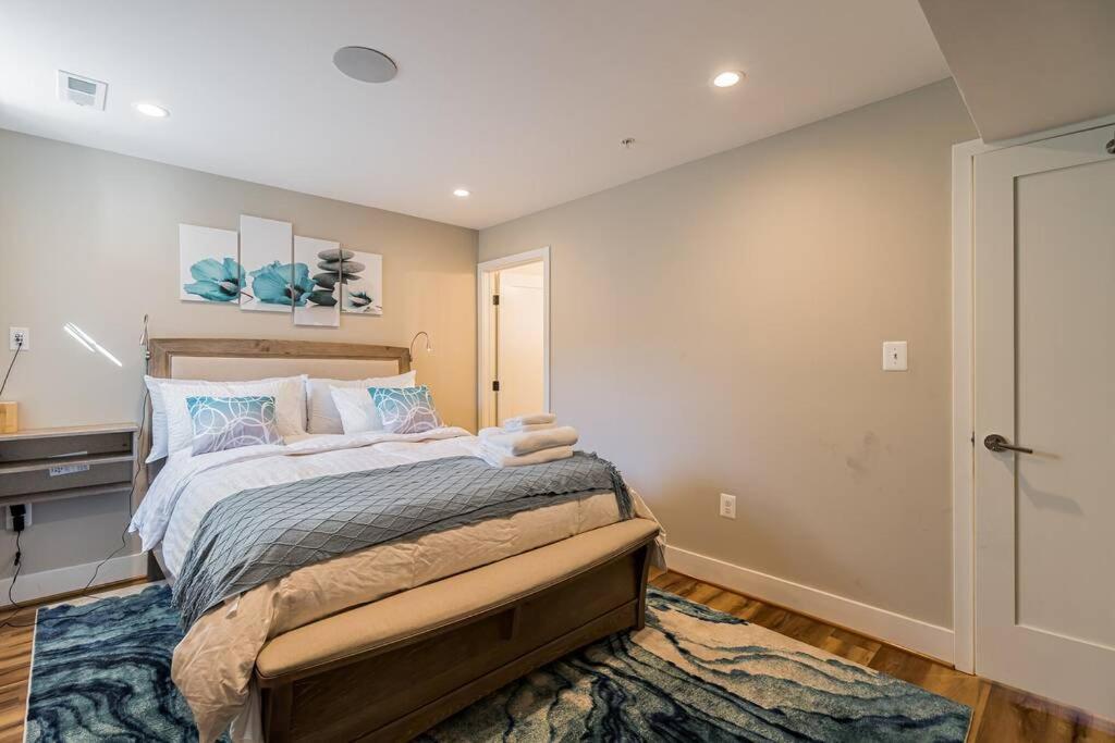 Bougainvillea Villa: Spacious Family Suite with Den Washington Exterior photo